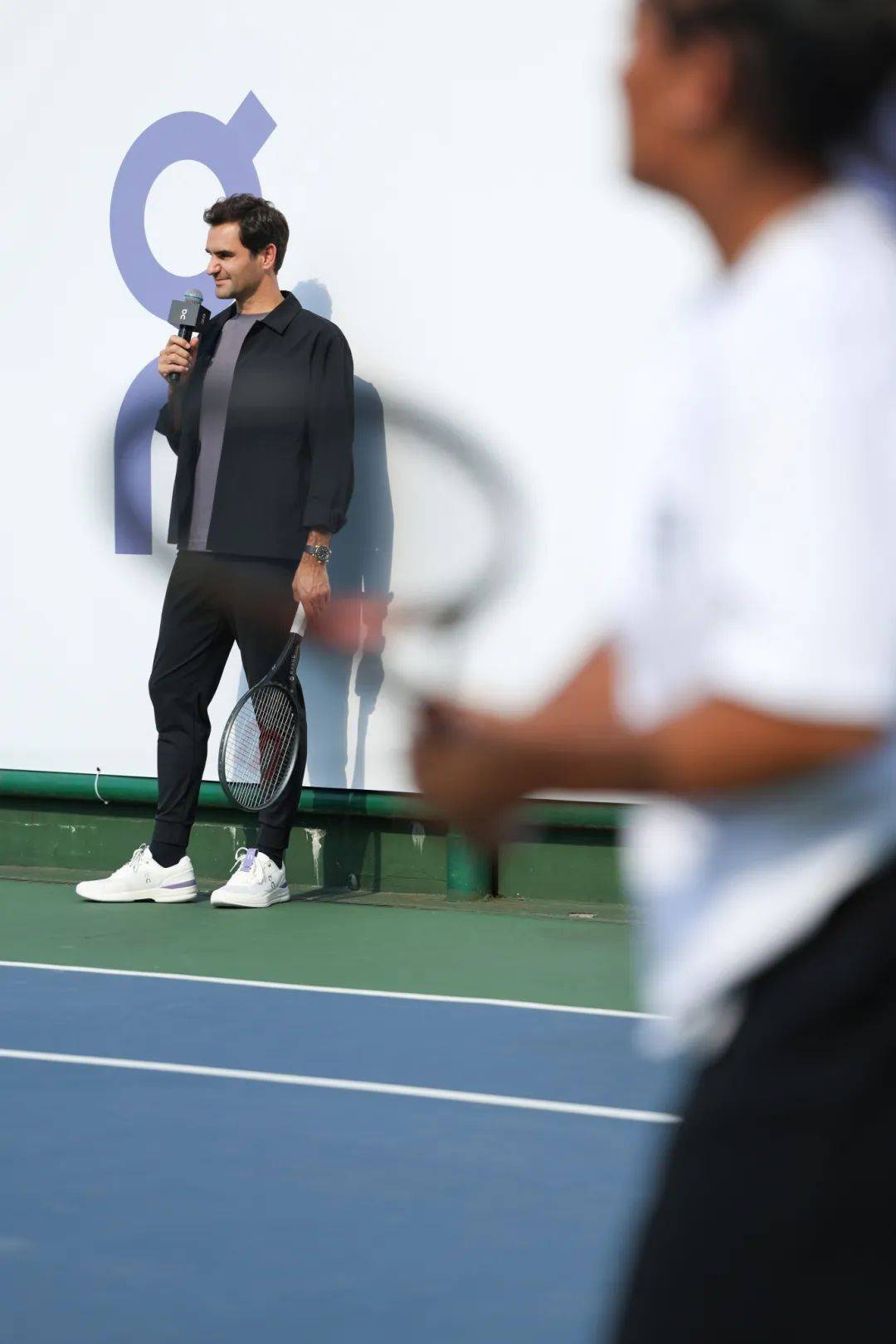 ayx电竞赛事直播费德勒回归赛场，精彩发挥首场状态亮眼，西班牙队观众沸腾！的简单介绍