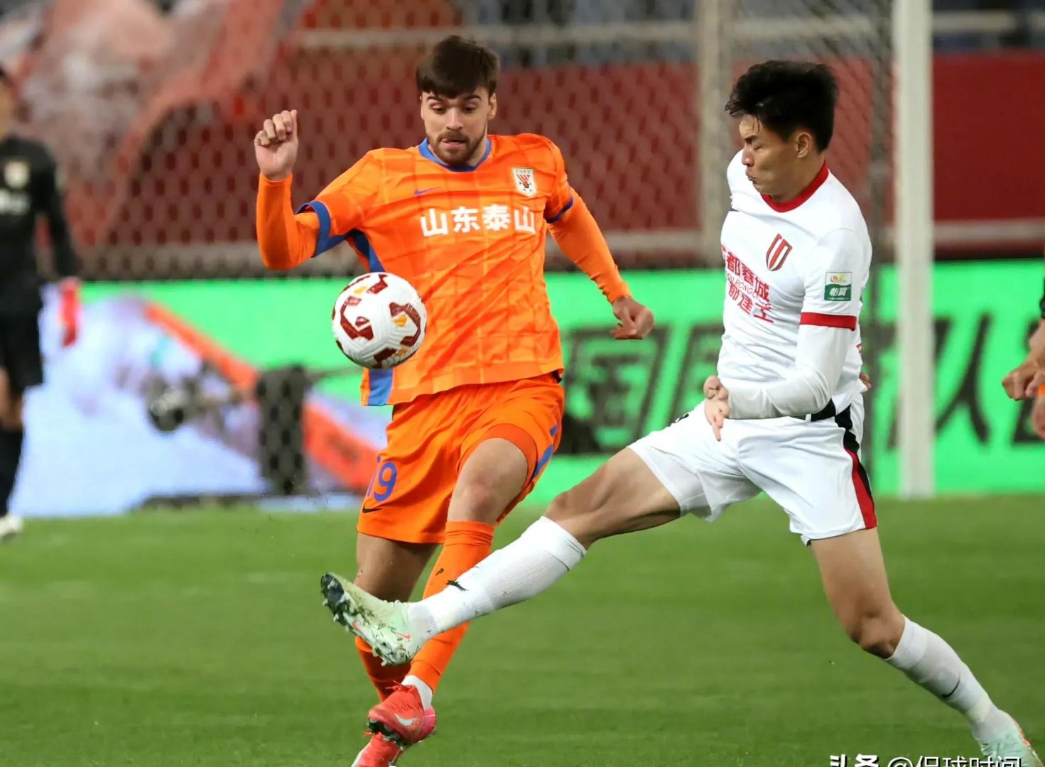 爱游戏AG真人娱乐关于赛后山东泰山备战NBA季后赛，伤情更新细节曝光，目标明确，数据趋势出现新变化的信息